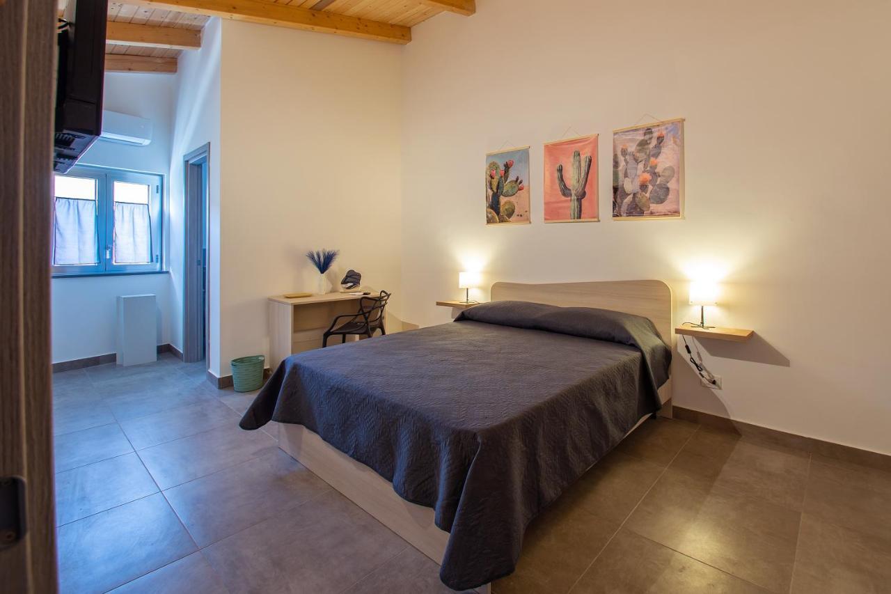 Tredici Guest House em Favara
