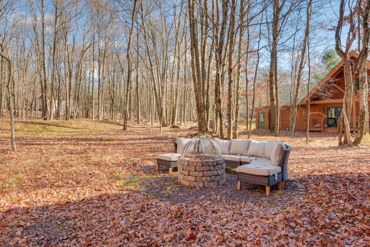 4 Mi To Skiing Cabin with Lake Access in Blakeslee em Blakeslee