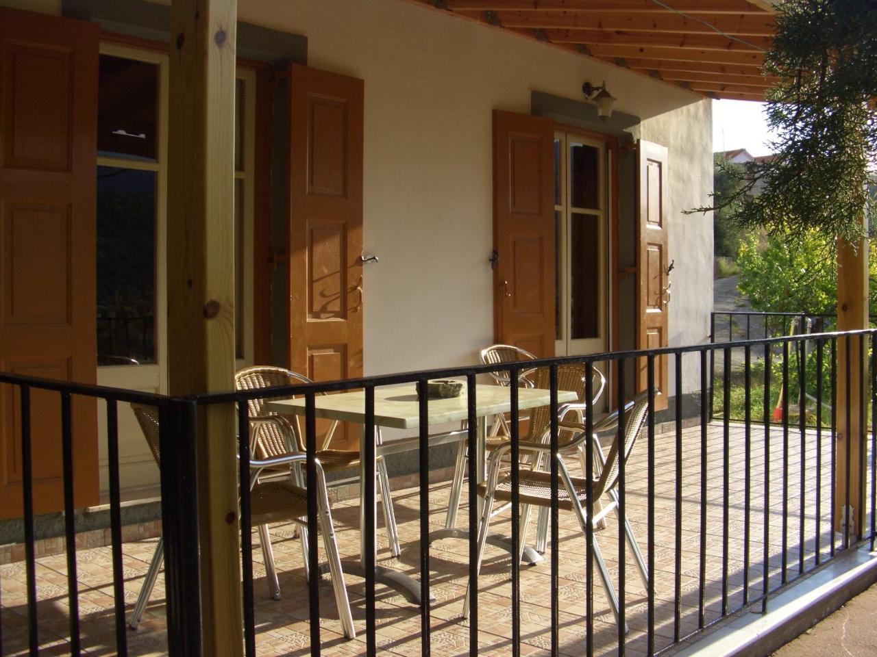 Anaxos Hill Village 3 *