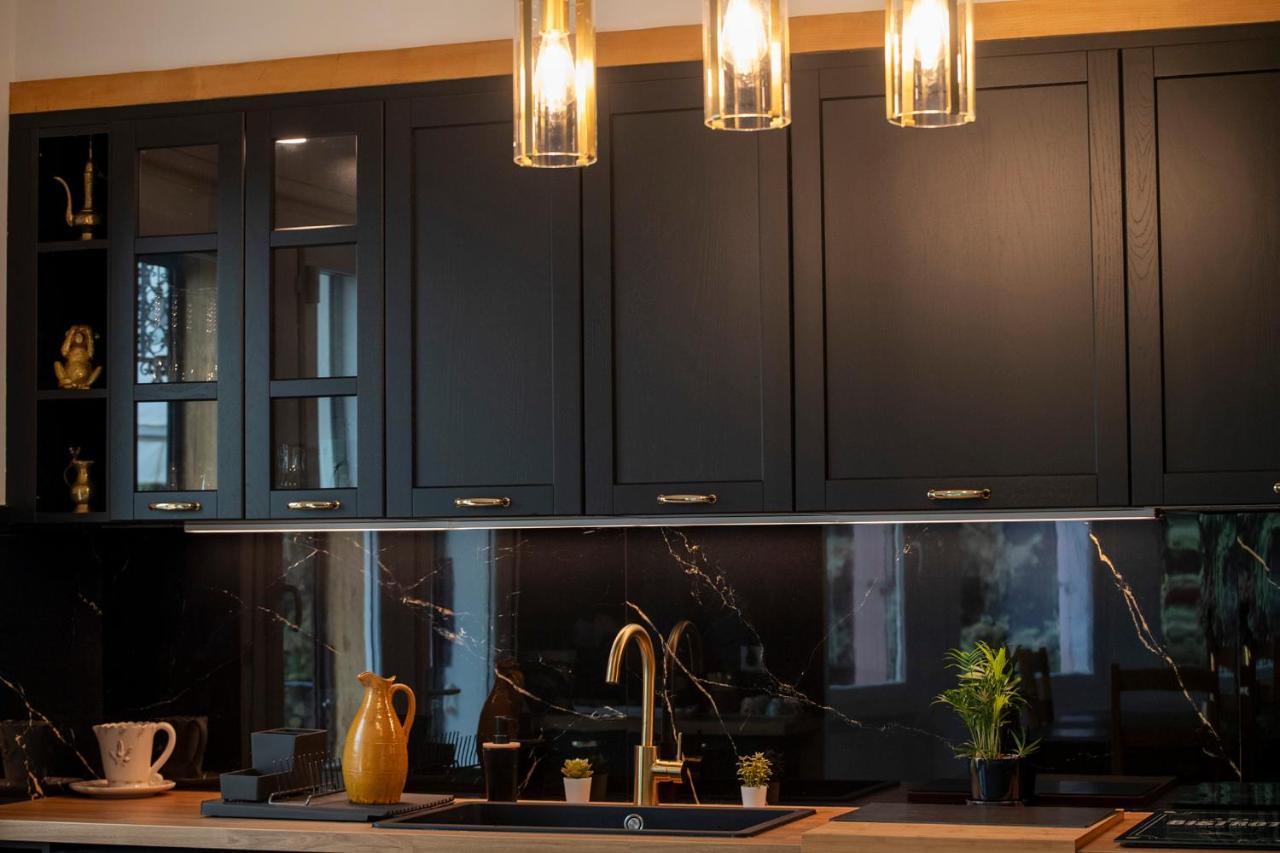 Standing de 88 M2, Grand Jardin, Wifi, Clim, Netflix, la Suzanna à Hyeres