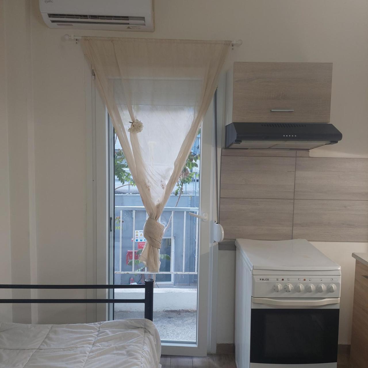 Small Budget Studio Center1