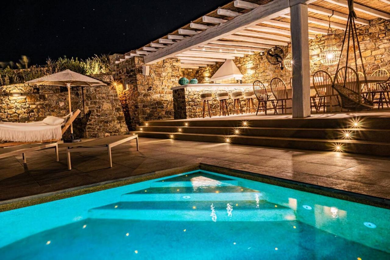 Villa Iakinthos by Mykonian Kazarte