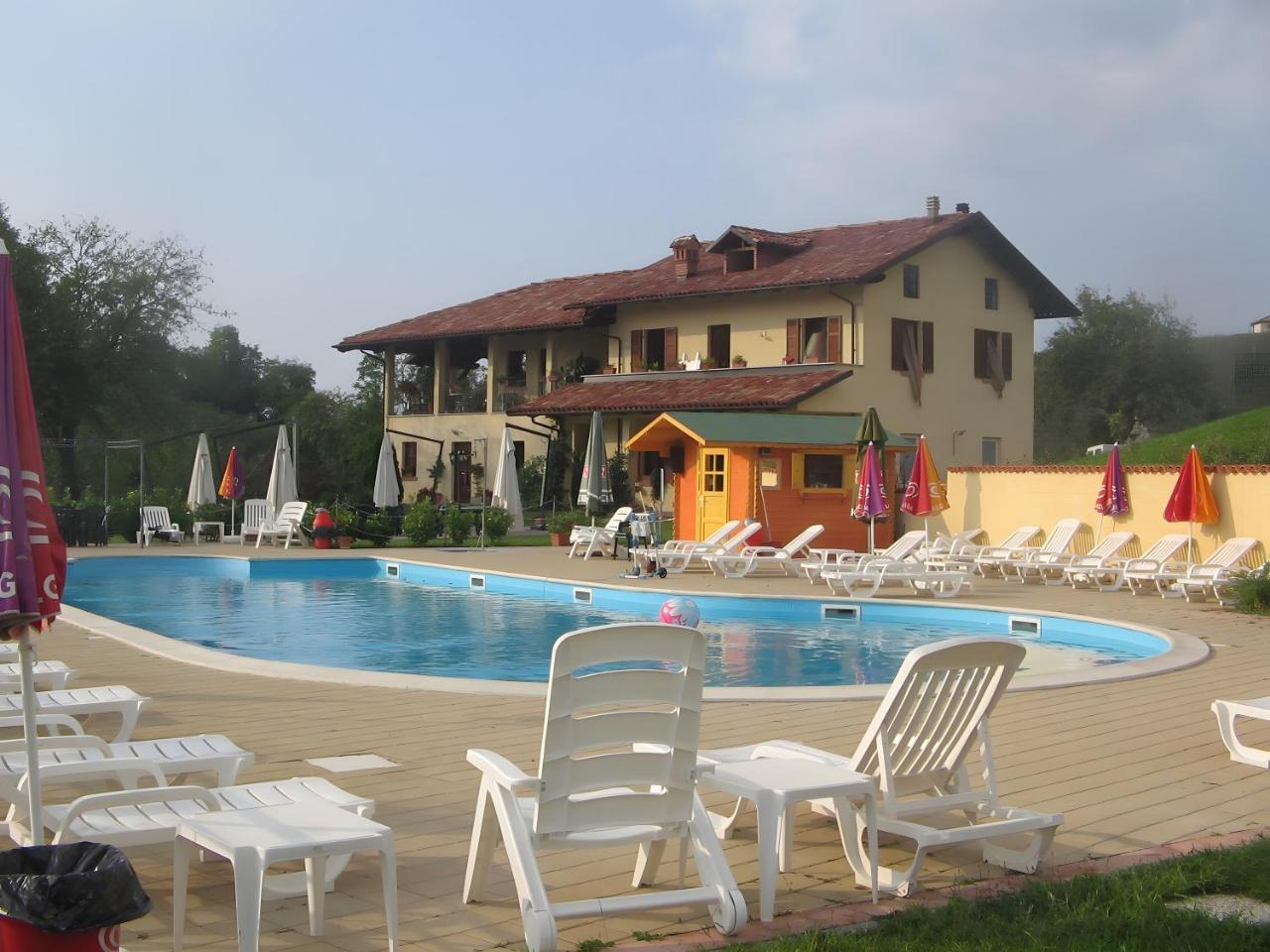 Cascina Manzo em Dogliani