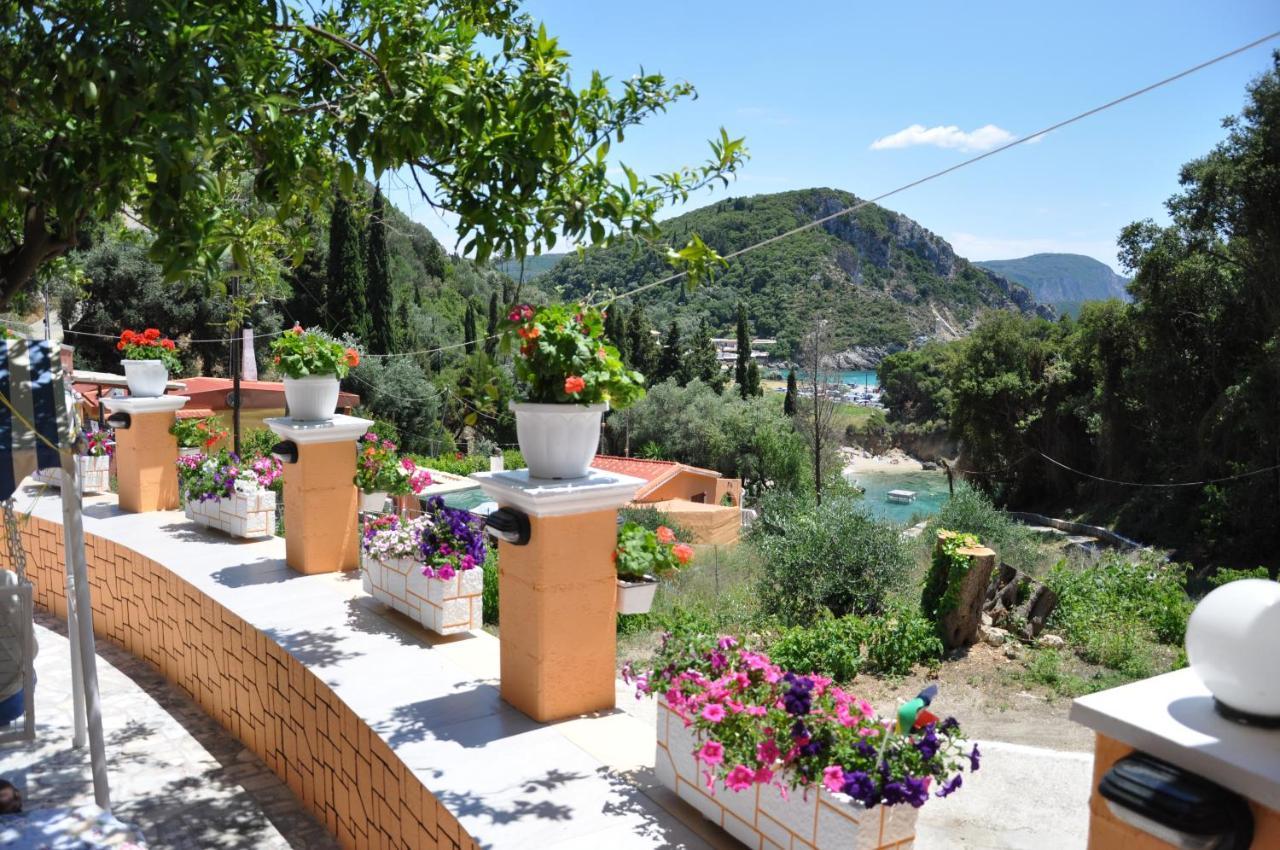 Ponte Rossa Apartments 