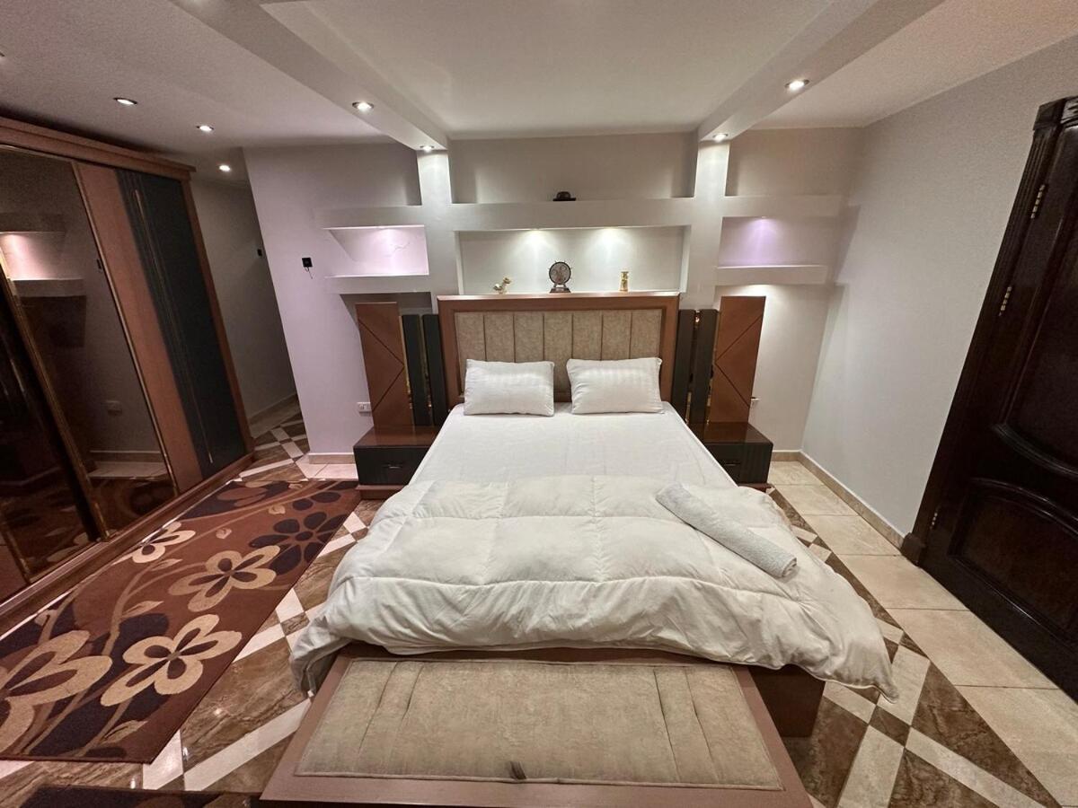 Elios Room