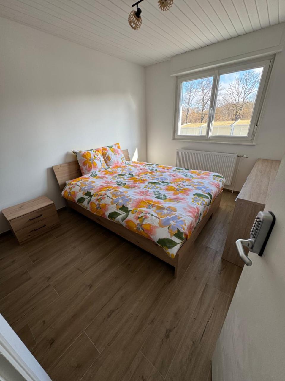 Chambre Ete Avec Baignoire Privee à Anould