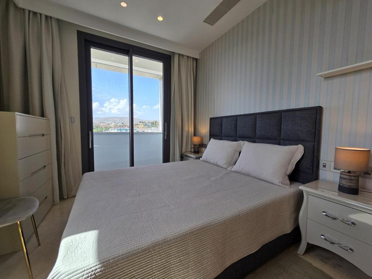 Luxury Seaview Escape 3bd In Limassol Skyscraper