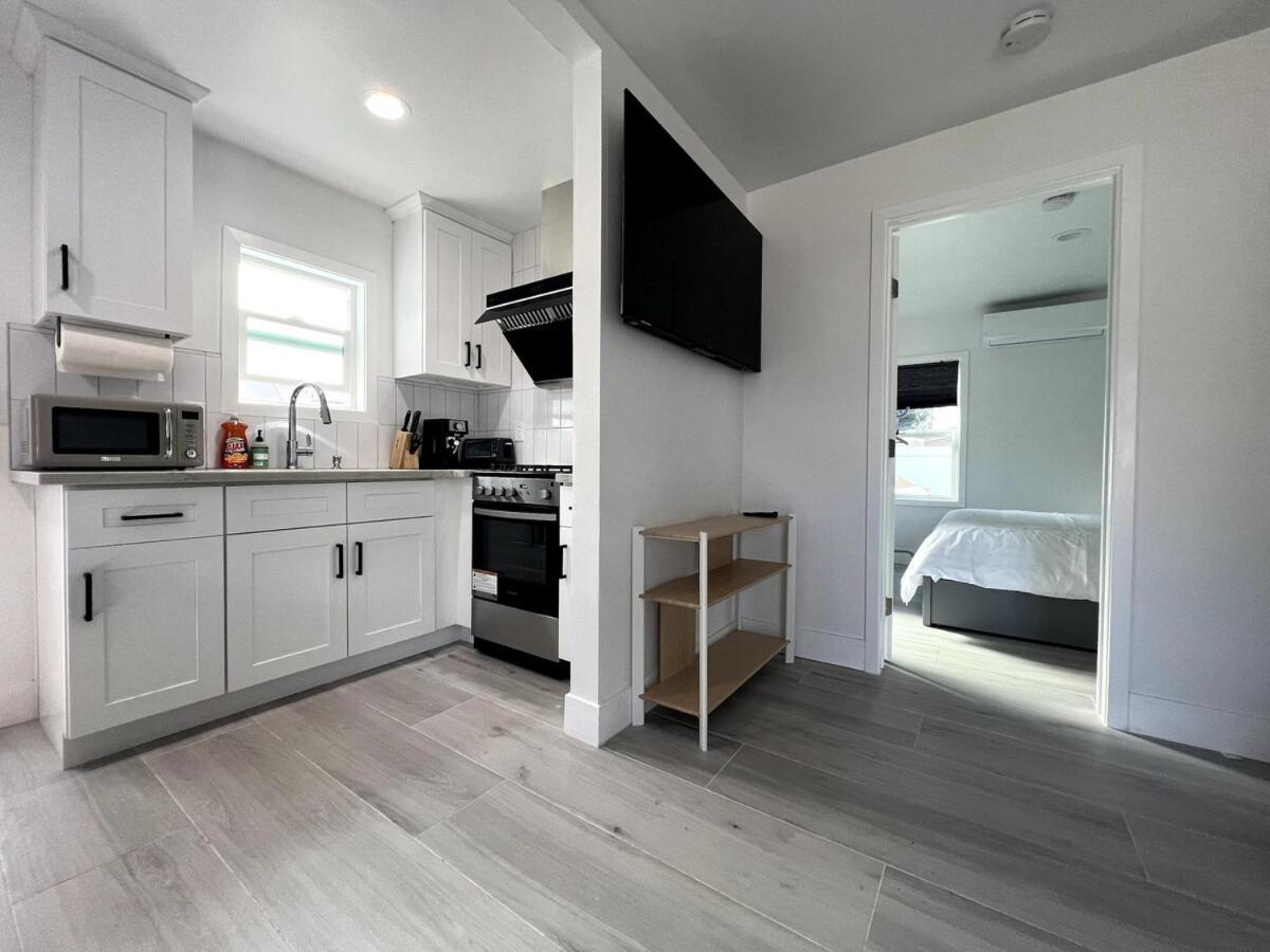 Gated & Morden 1bed1bath House3367 em Baldwin-park