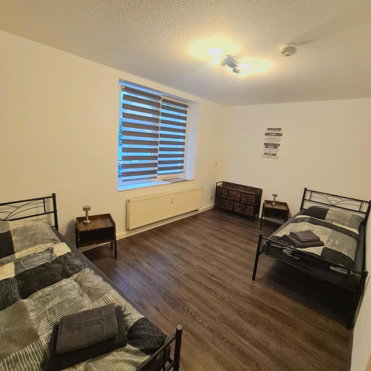 Seyfarthrooms - Monteurwohnung Crimmitschau 8 - Zentrale Lage, Gute Anbindung, Voll Ausgestattet (Adults Only) em Crimmitschau