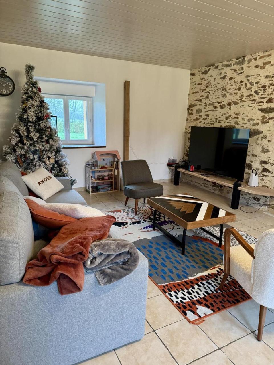 Maison de Campagne En Anjou em Chemille-en-anjou