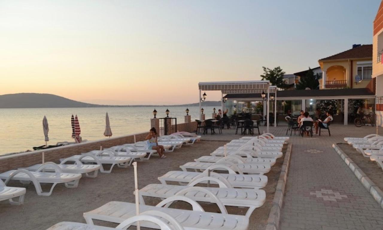 Kum Motel à Marmara