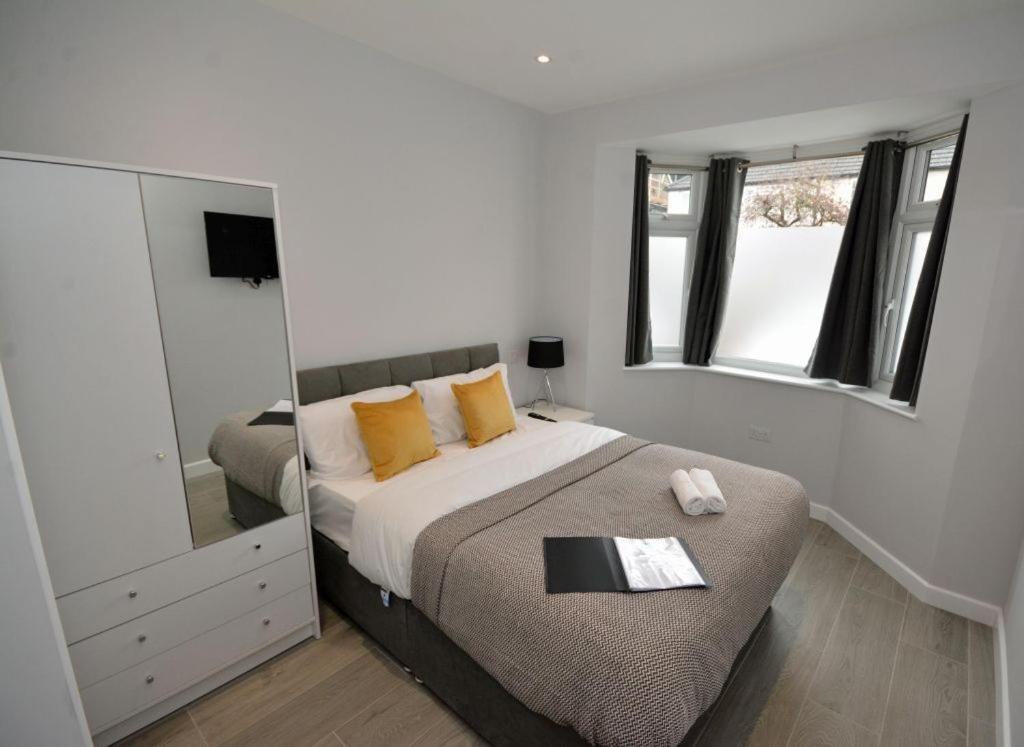 Walton Suites em Bushey