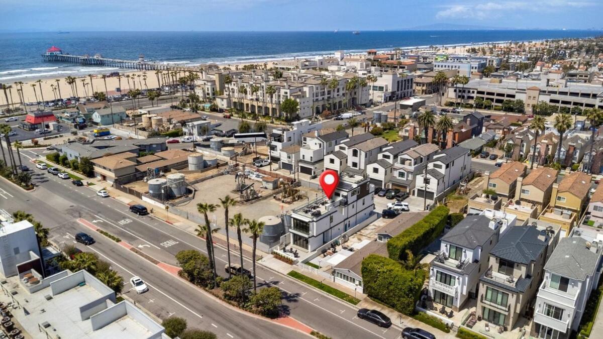 Beachfront Bliss in Hb Luxury Ocean View Rental em Huntington-beach