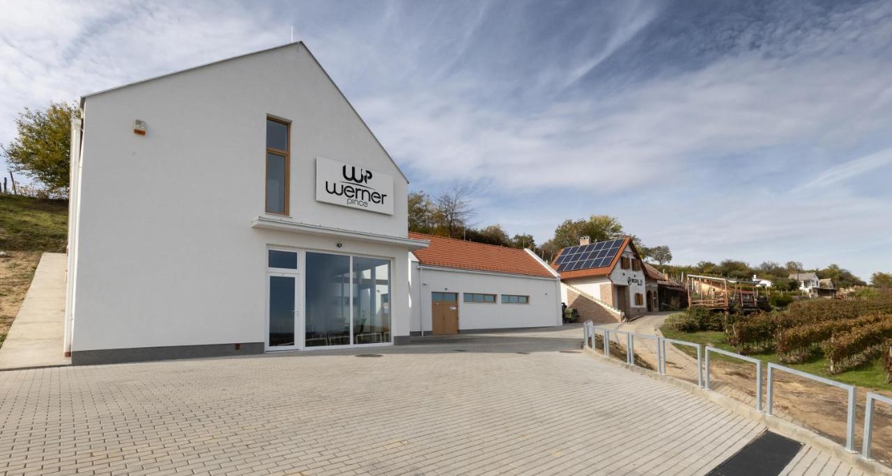 Werner Apartman à Tolna-region