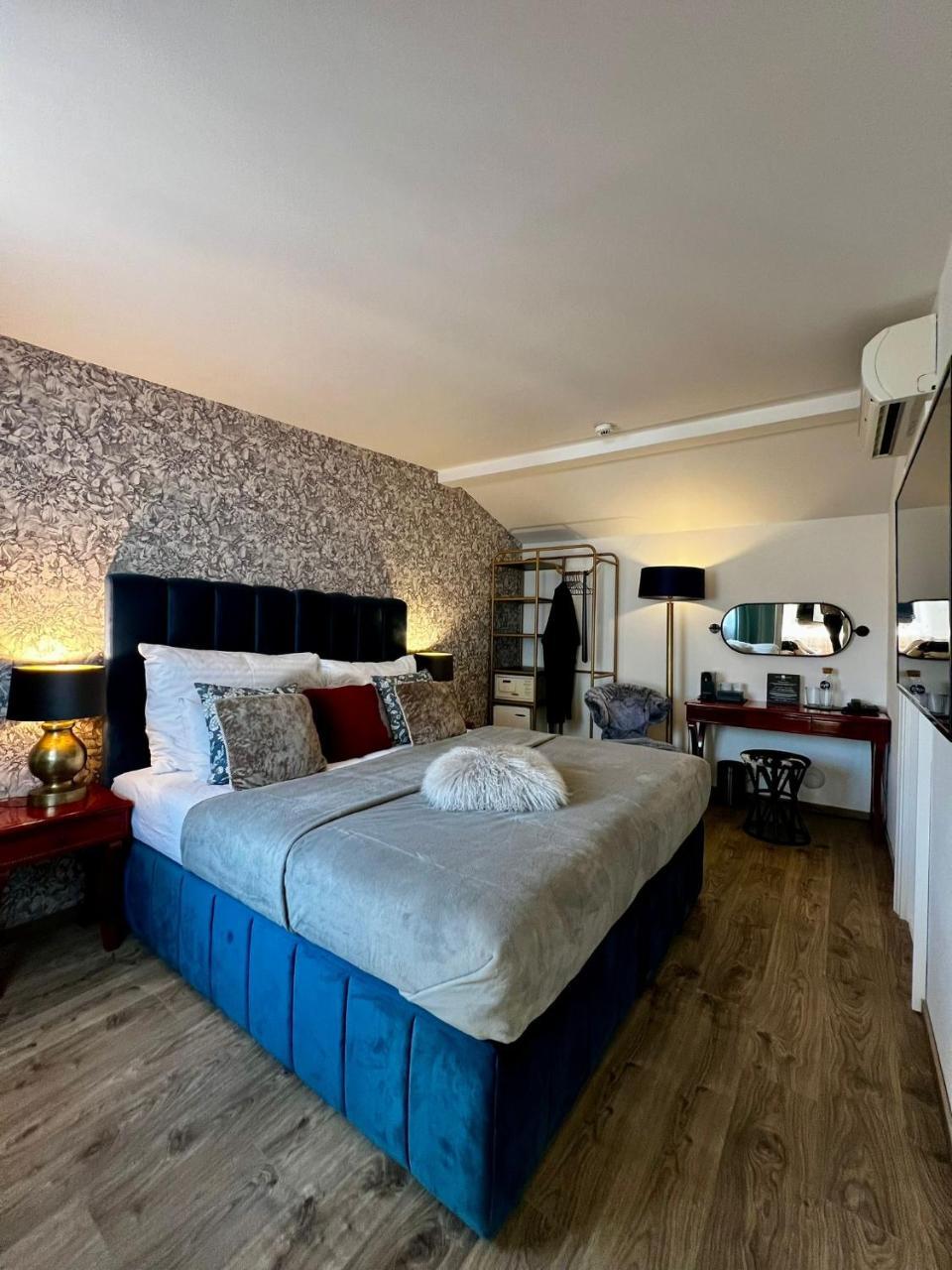 Hotel Antik