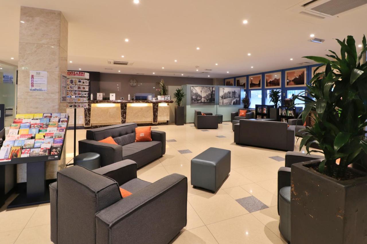Xo Hotels Blue Square