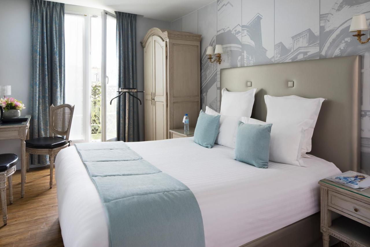 Hotel Plaza Elysees