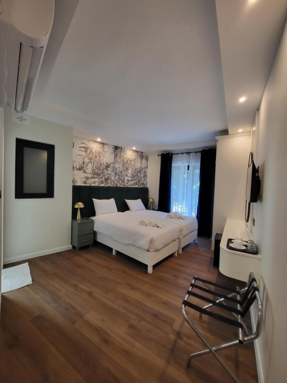 Carlton Hotel Malta