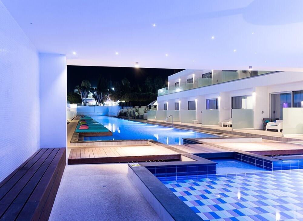 Fedrania Hotel