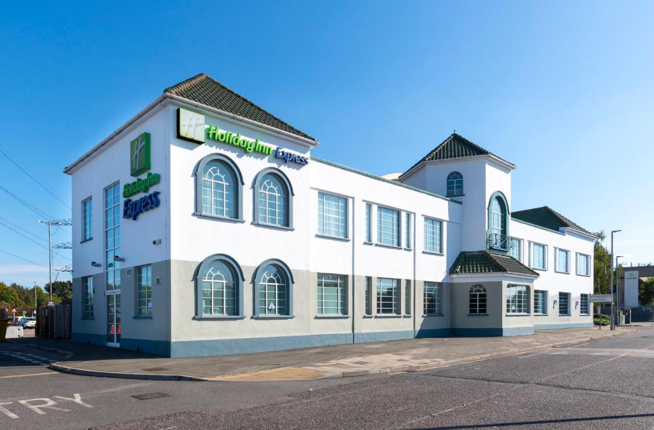 Holiday Inn Express Chingford - North Circular