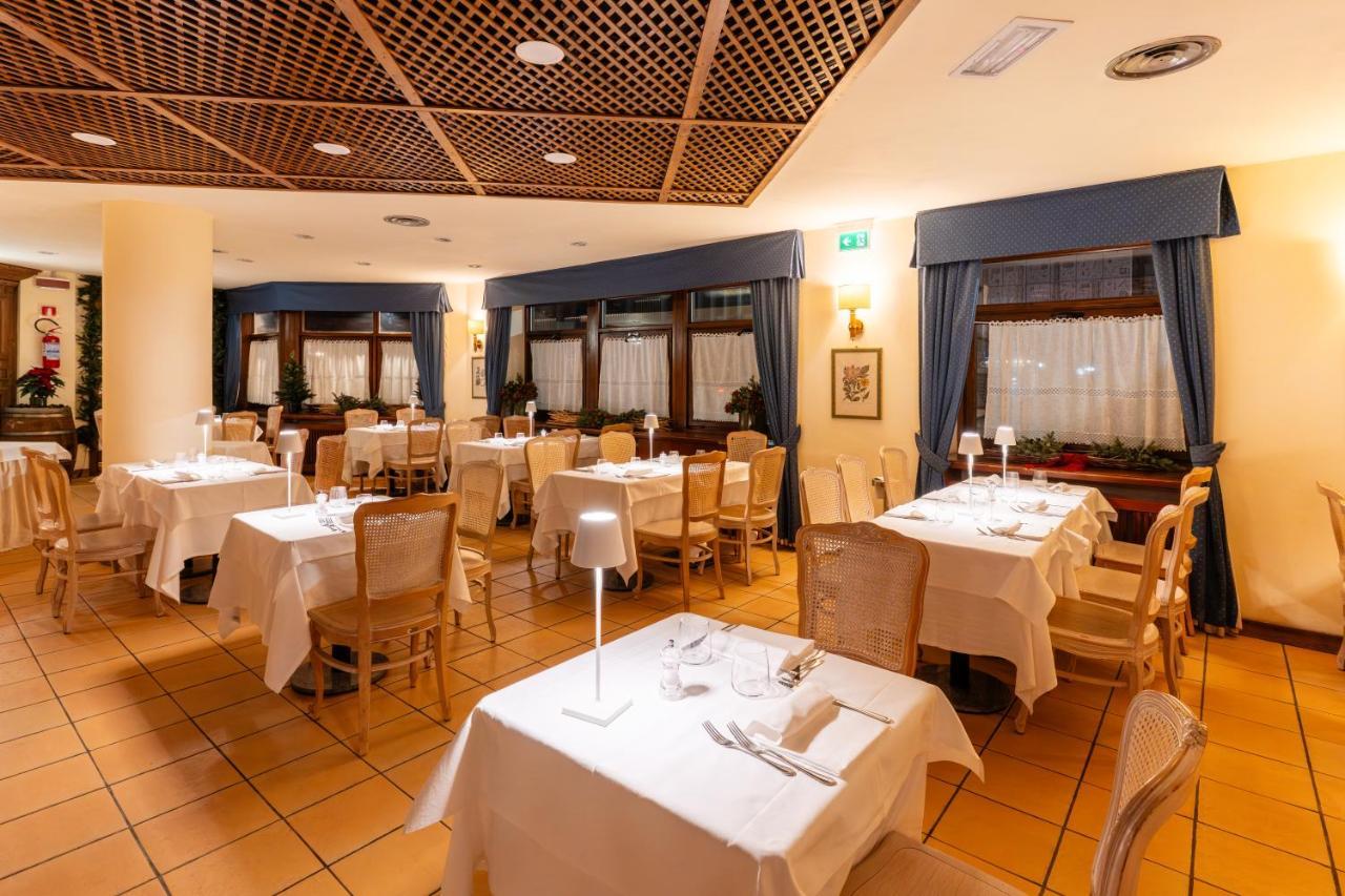 Hotel Alaska Cortina