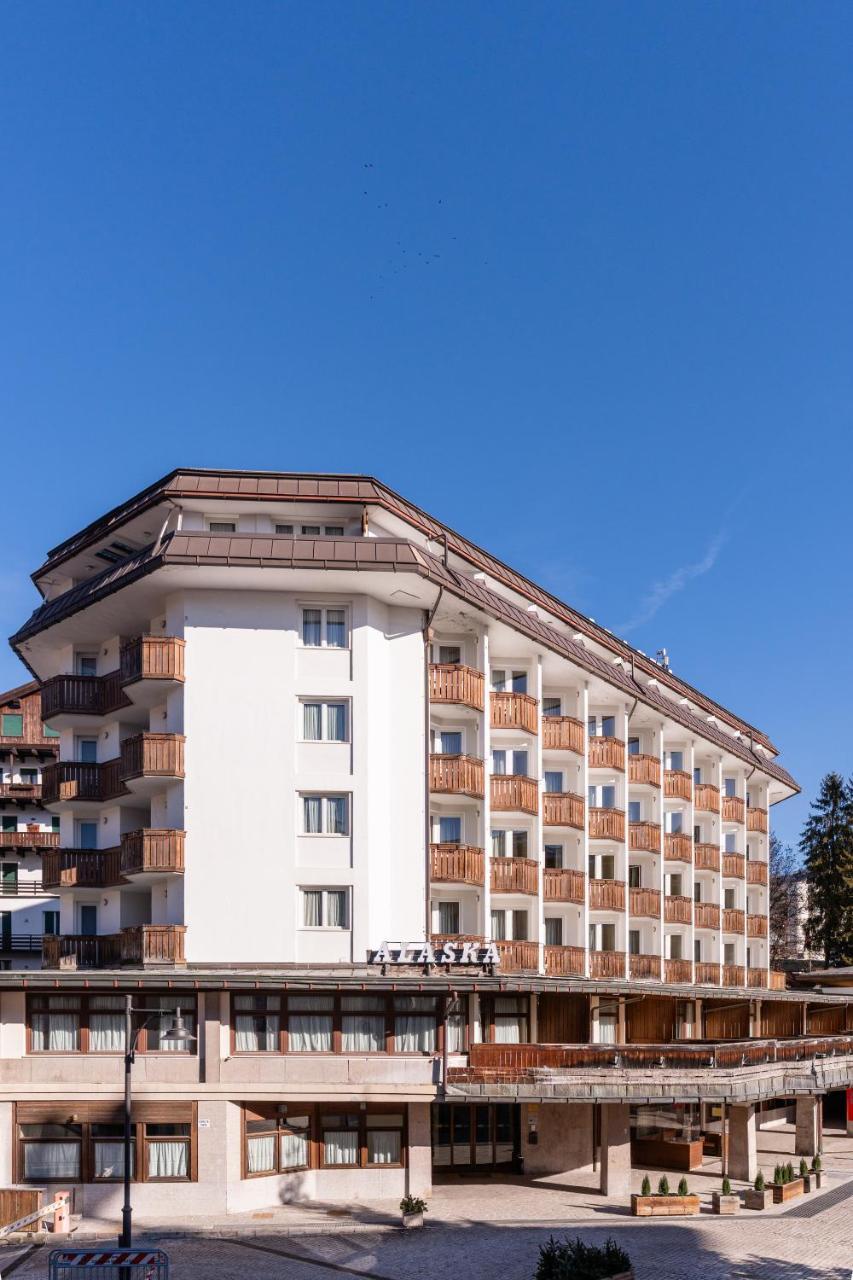 Hotel Alaska Cortina