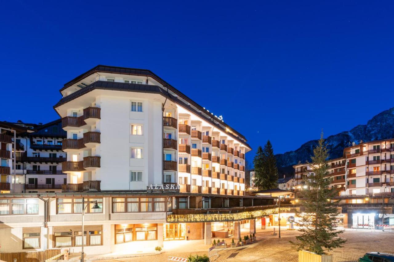 Hotel Alaska Cortina
