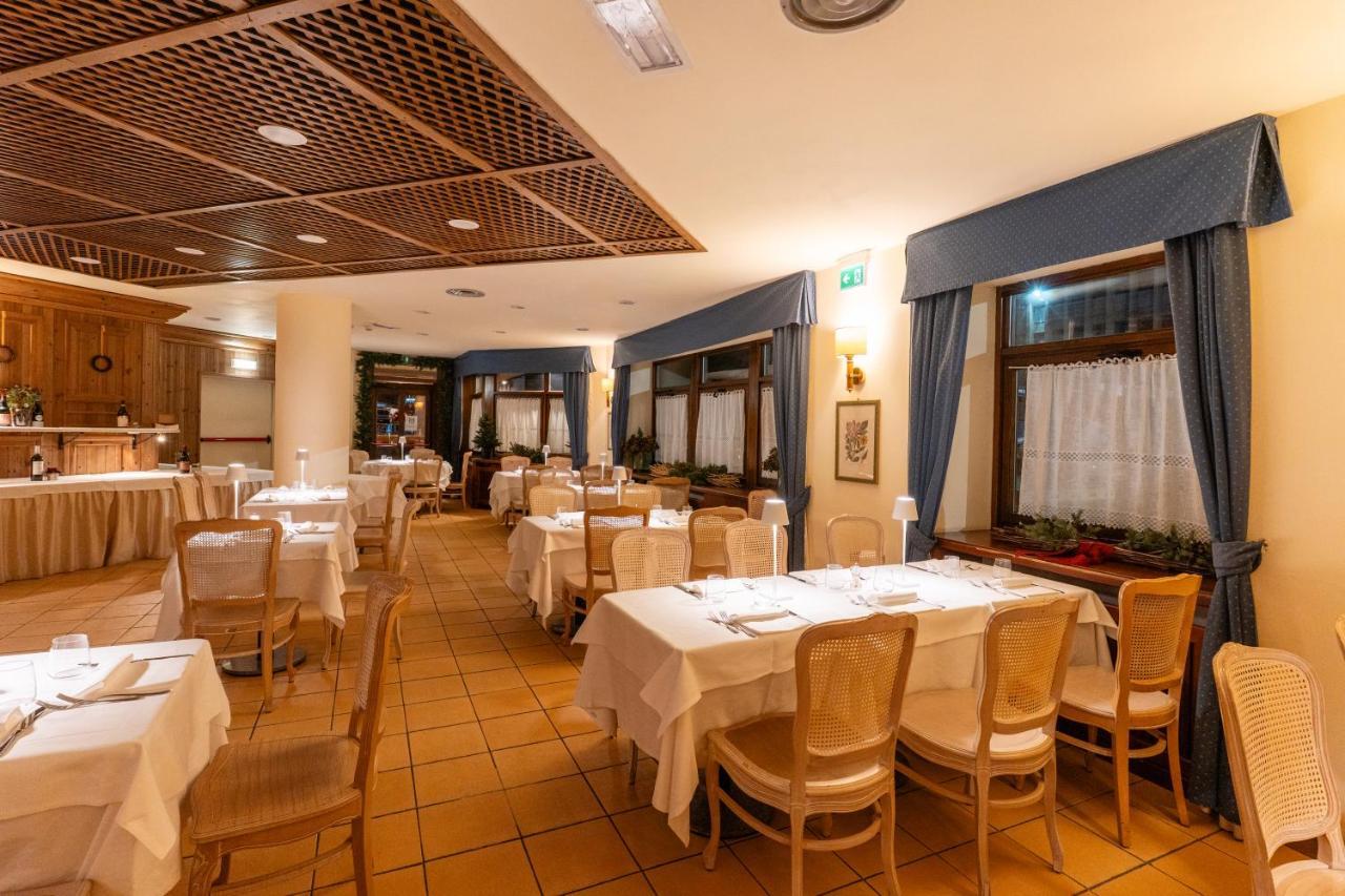 Hotel Alaska Cortina