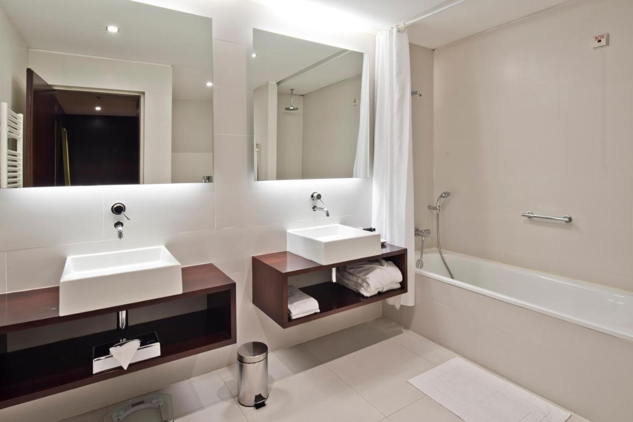 Golden Tulip Sao Joao Da Madeira Hotel