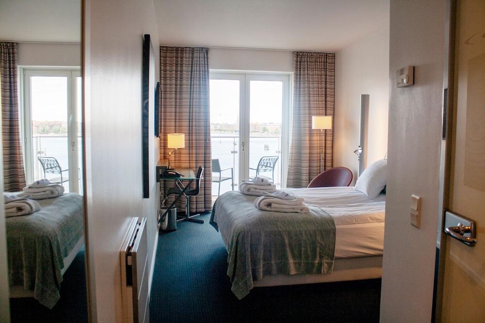 Copenhagen Island Hotel