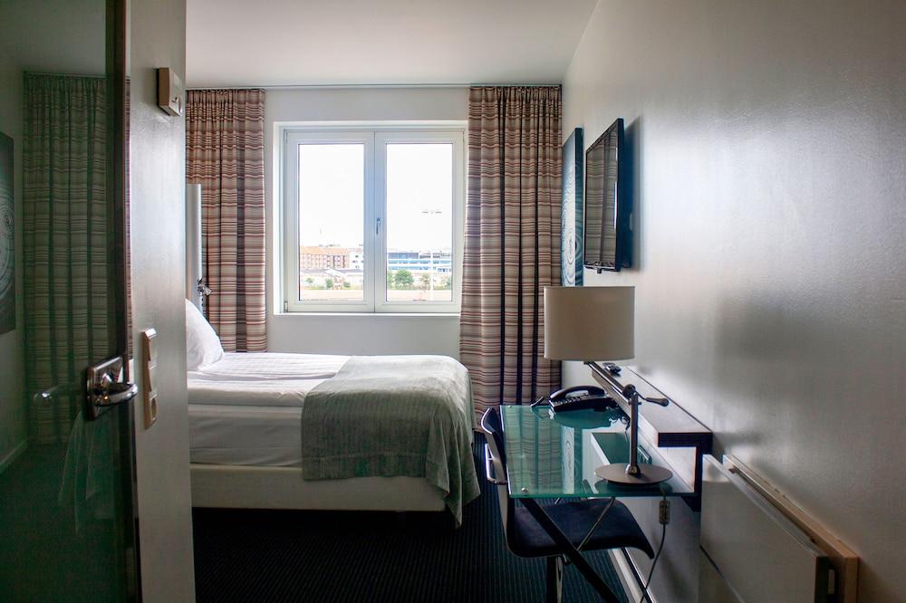 Copenhagen Island Hotel