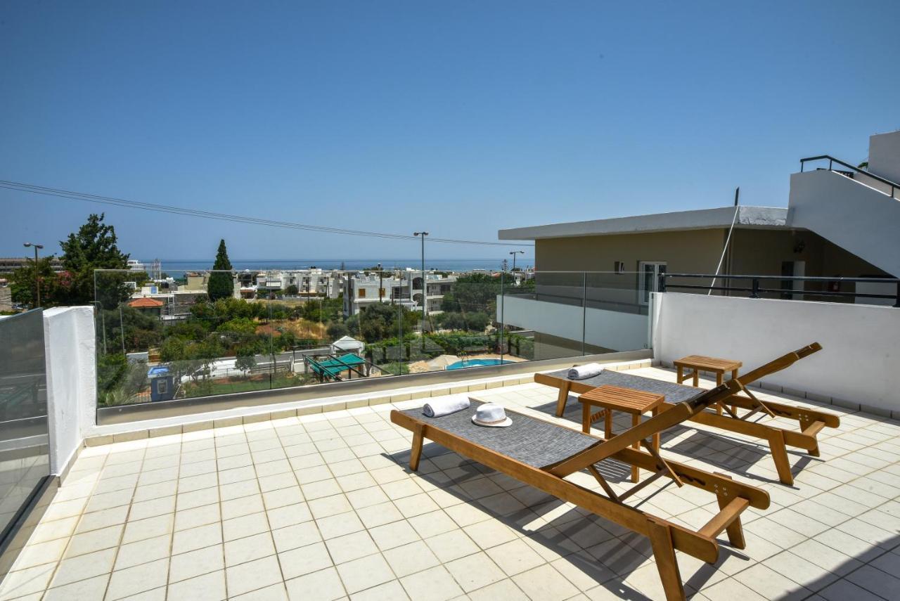Iraklis Studios & Apartments