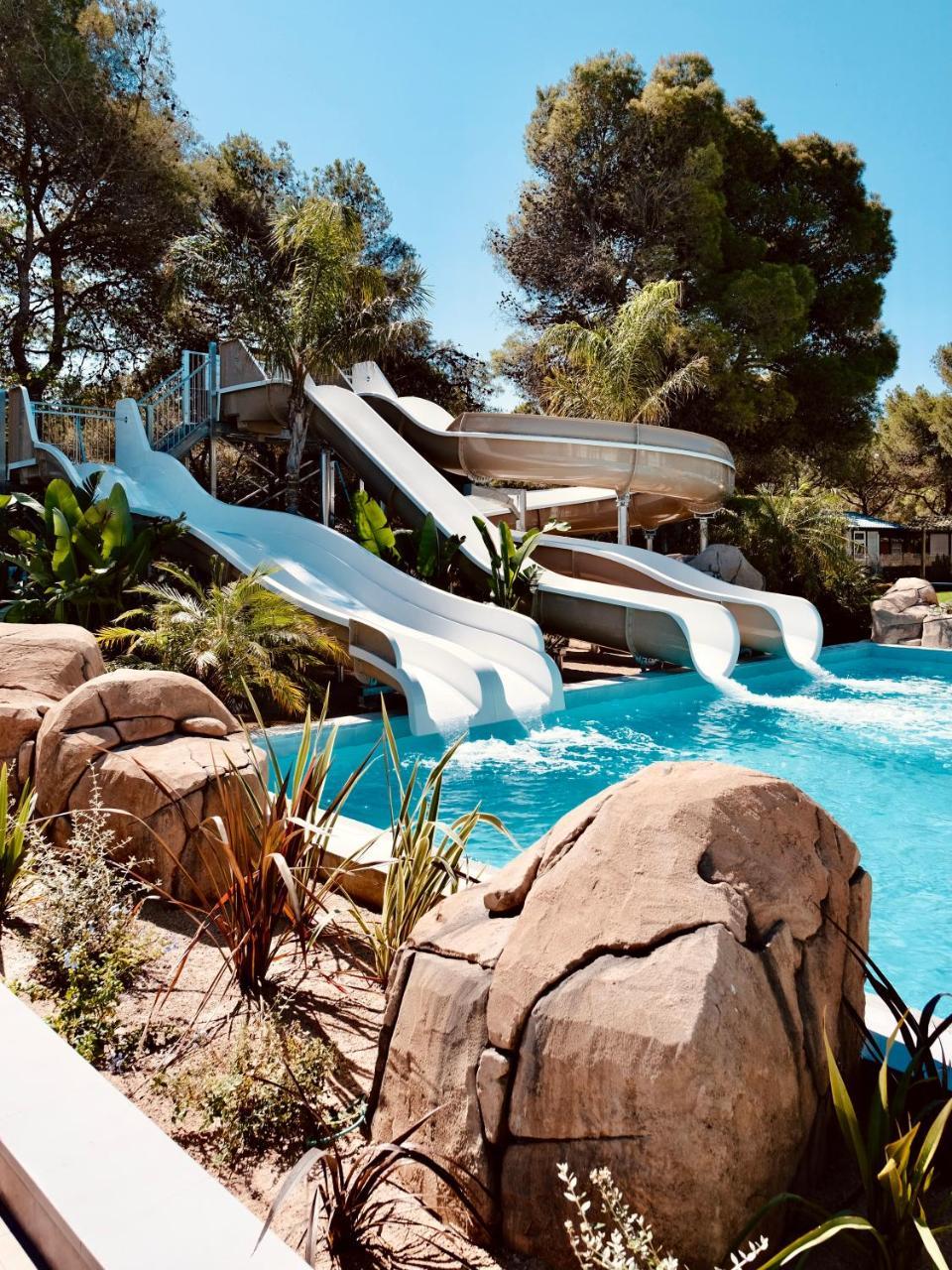 El Garrofer Camp