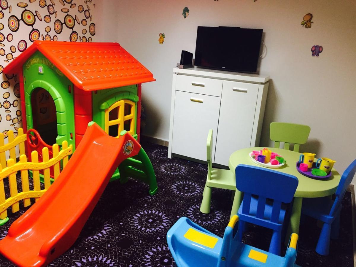 Hotel Exclusive & More