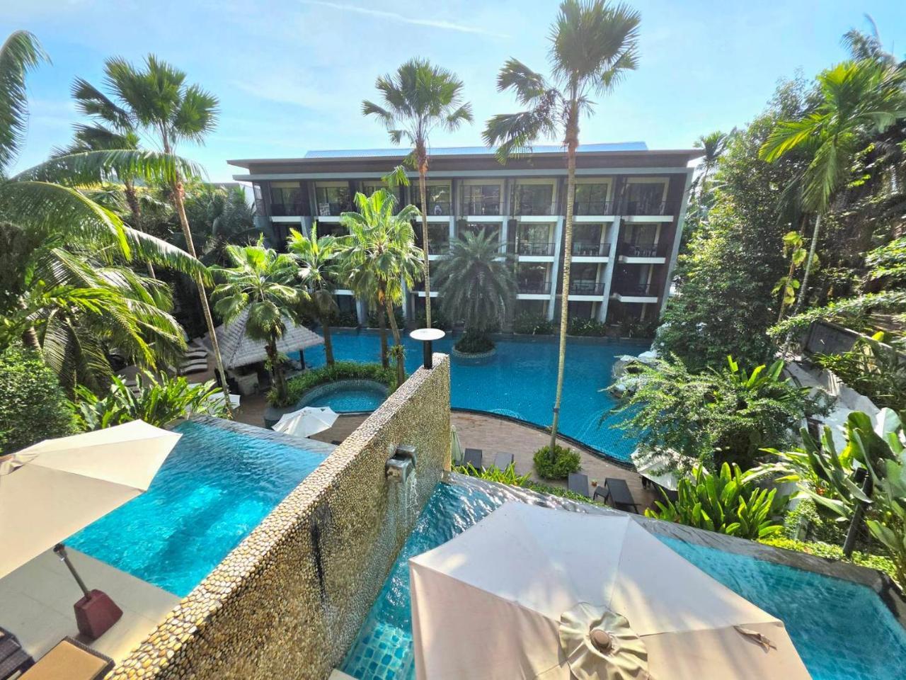 Hula Hula Resort
