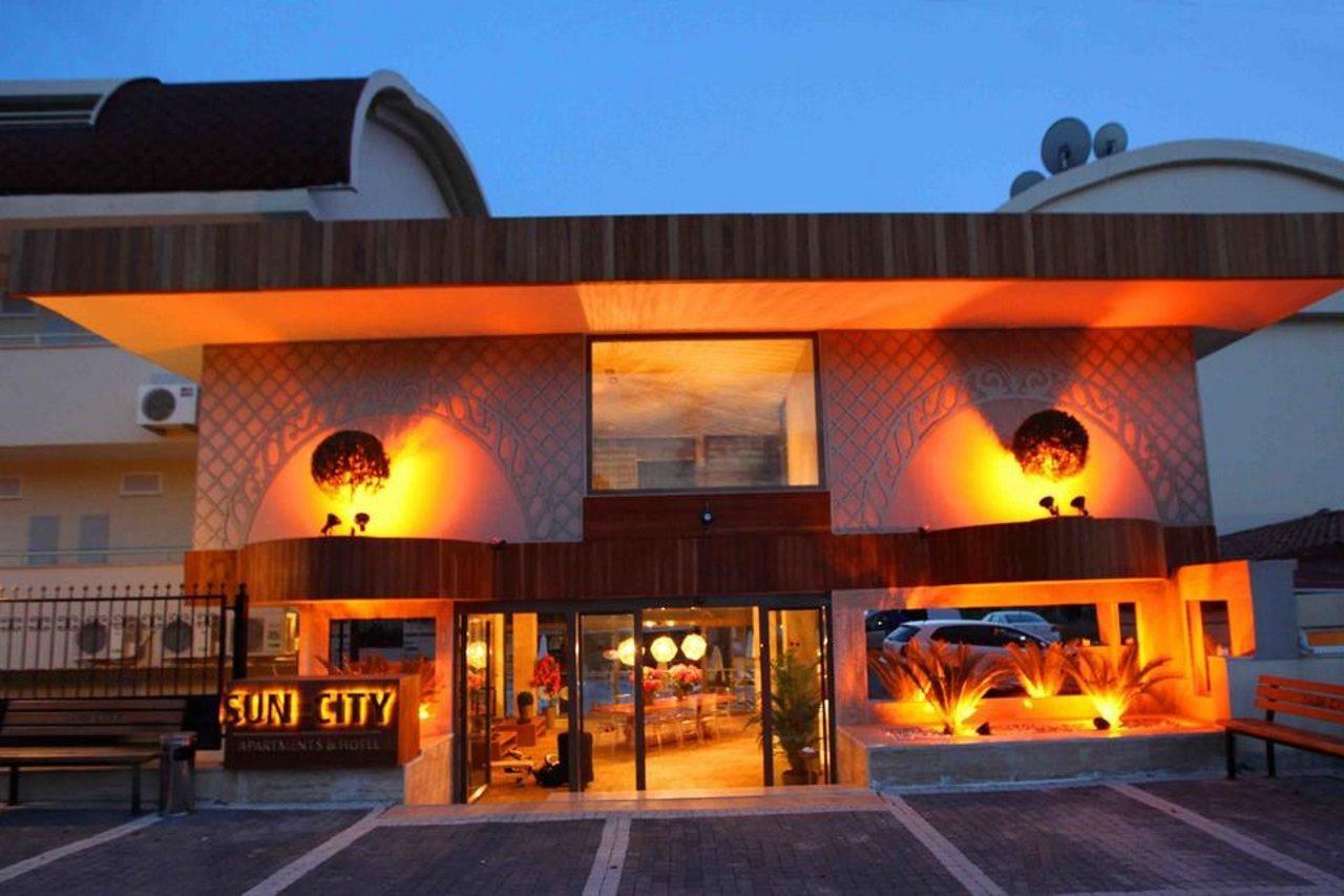 Sun City Apartments & Hotel