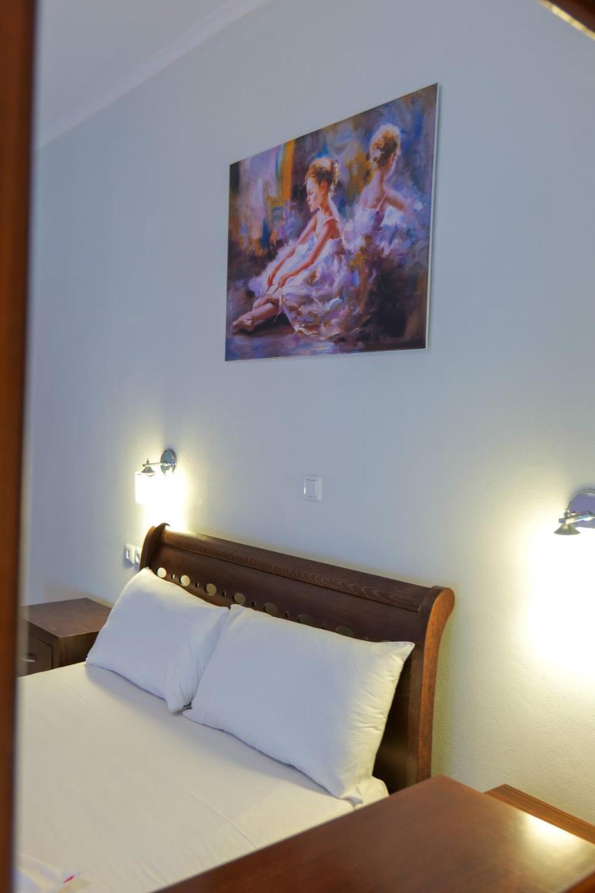 Hotel Chris