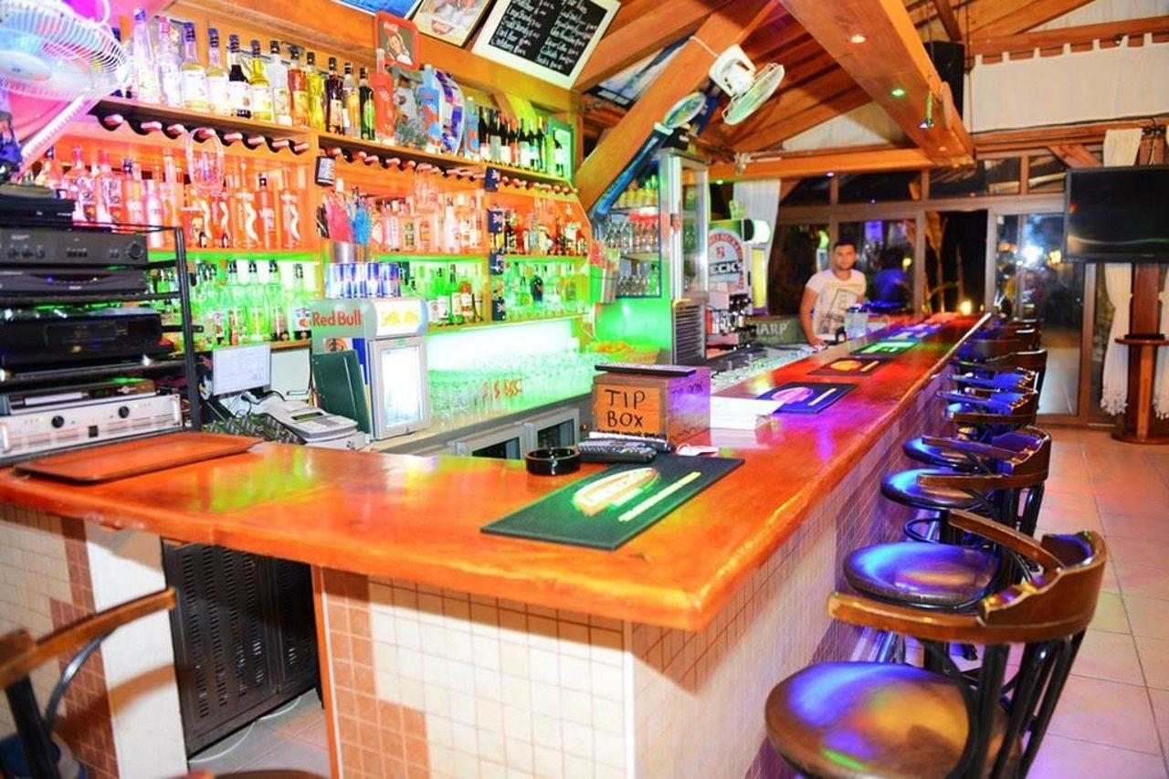 Mountain Valley Apartments & Villa's