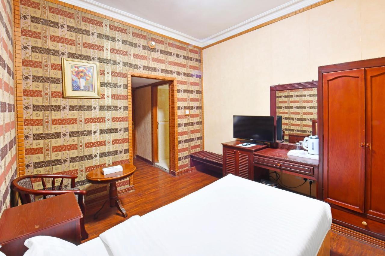 Moon Plaza Hotel