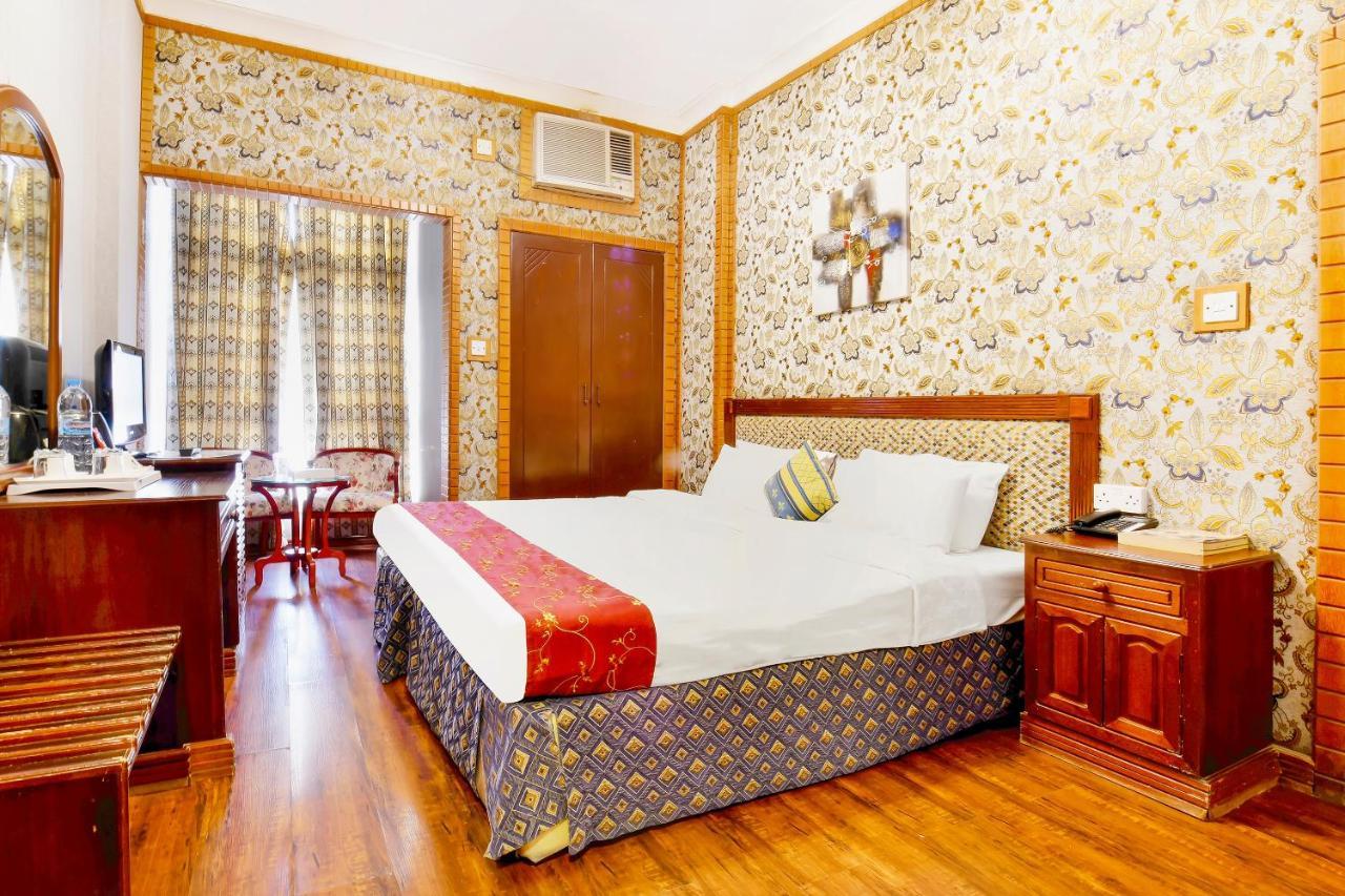Moon Plaza Hotel