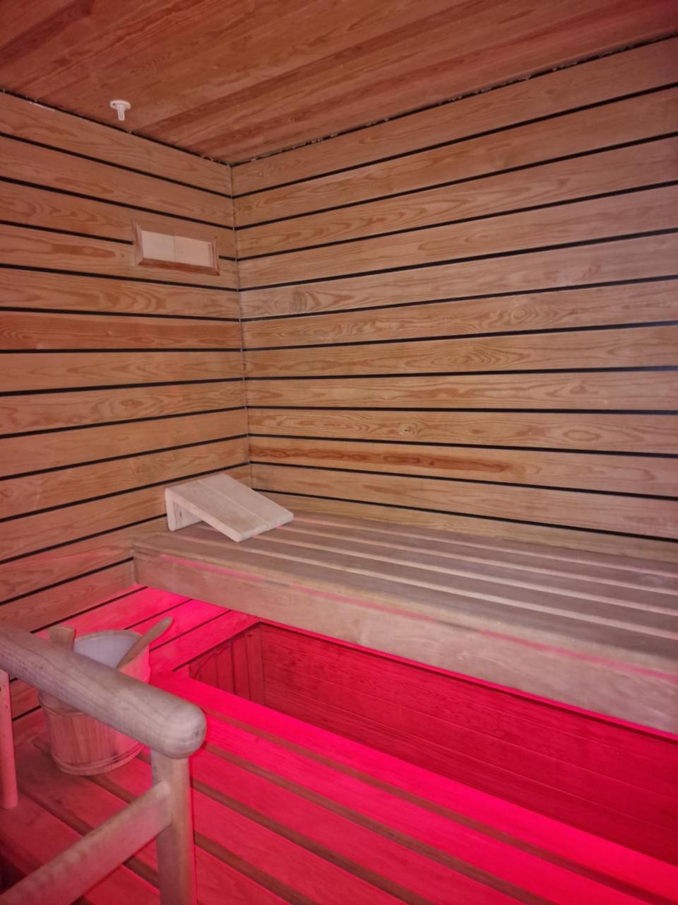 Rooms Green Set