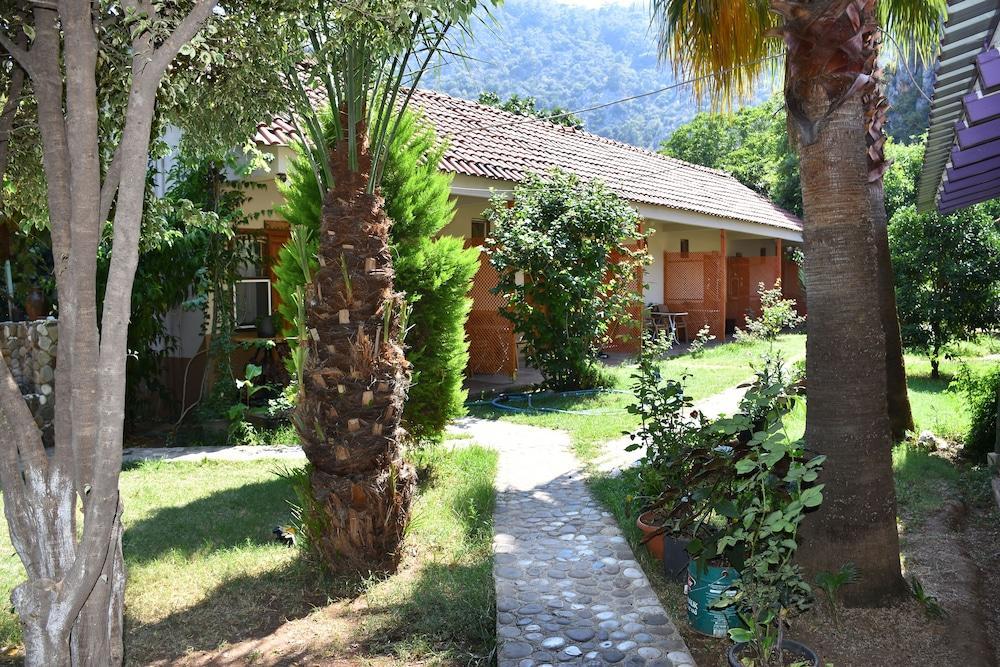 Garden Pansiyon