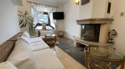 Aneli Hotel