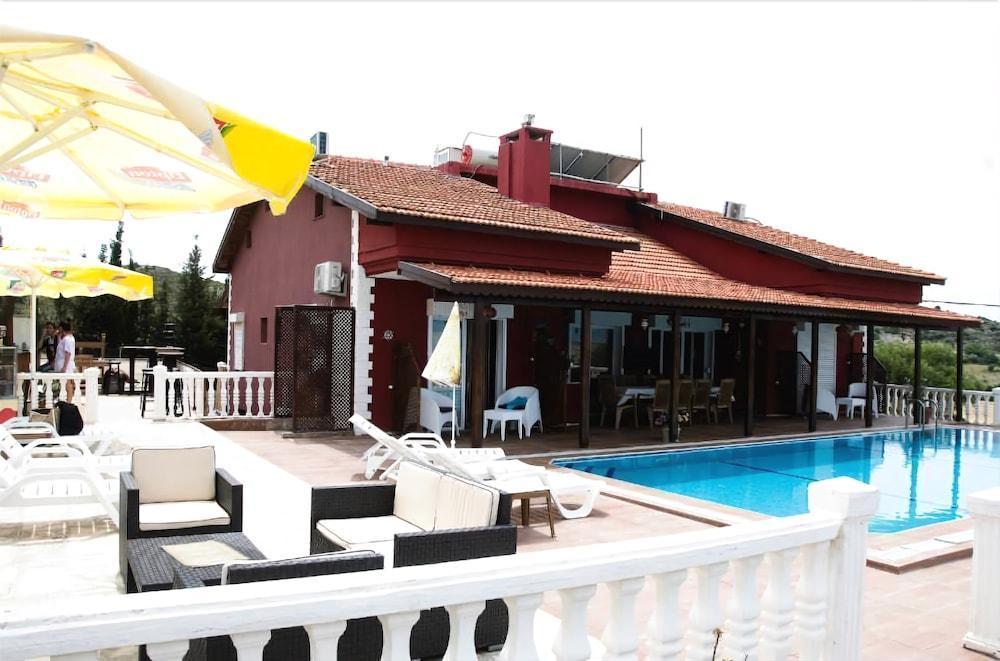 Ciftlik Butik Hotel