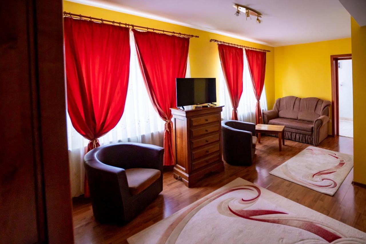 Pension Noroc Si Fericire