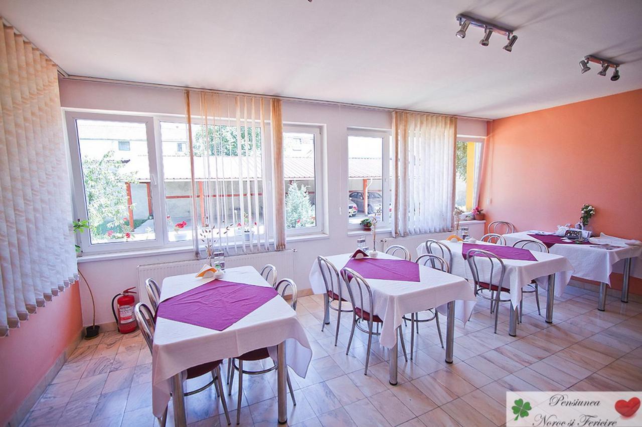 Pension Noroc Si Fericire