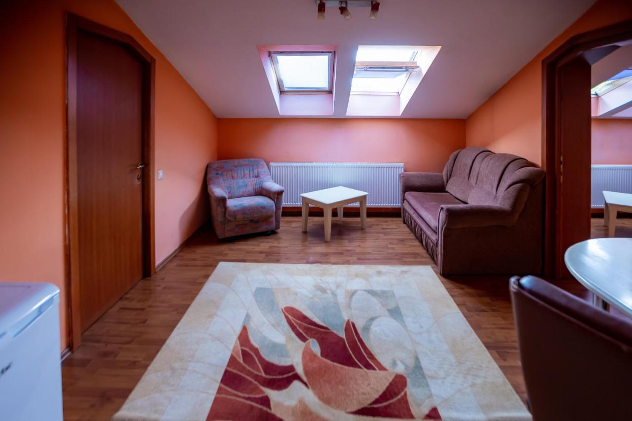 Pension Noroc Si Fericire