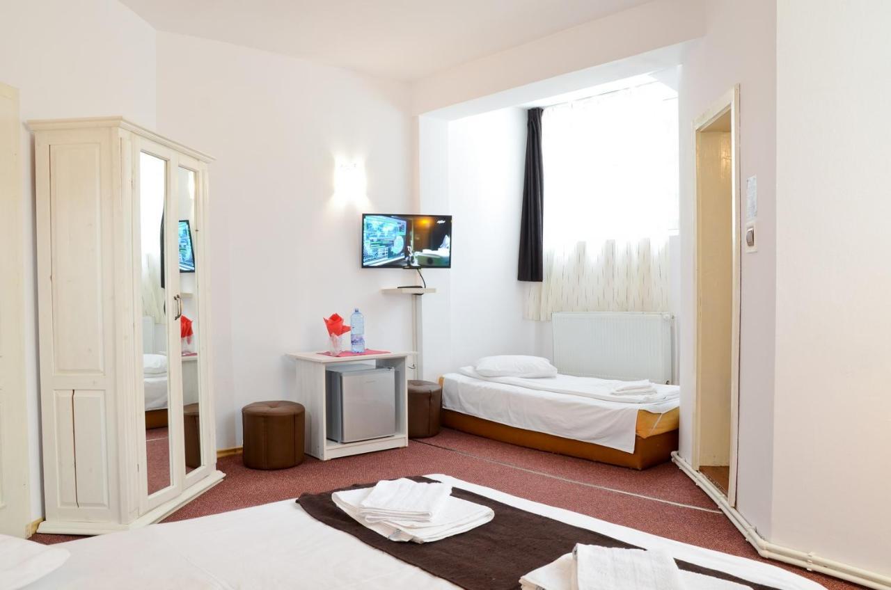 Pensiunea Happy Inn