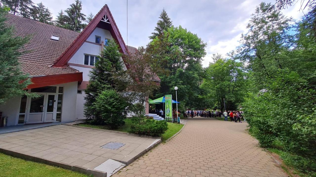 Pensiunea Happy Inn