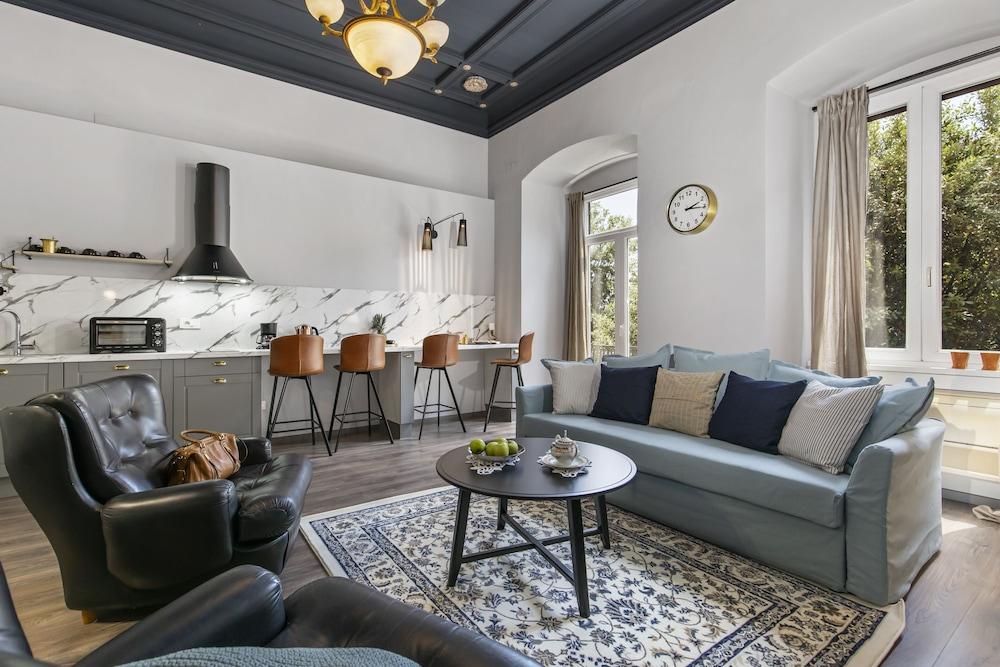 Apartments Carpathia